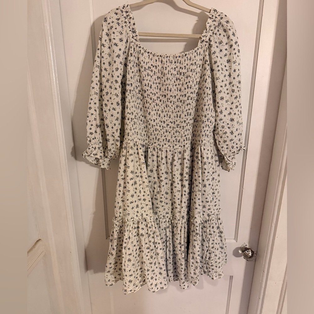 Ivy City Cream Floral Smocked Midi Dress with Puff Sleeves - Picture 5 of 5